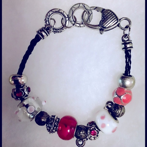 6” Pandora with LampWork Beaded Bracelet - Picture 1 of 4